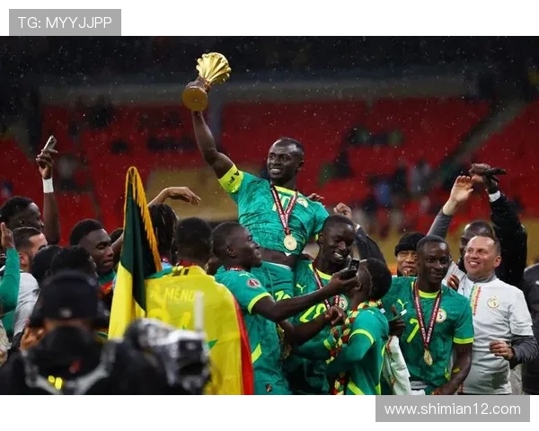 马内的足球之路：从塞内加尔小镇到欧洲顶级联赛的辉煌历程